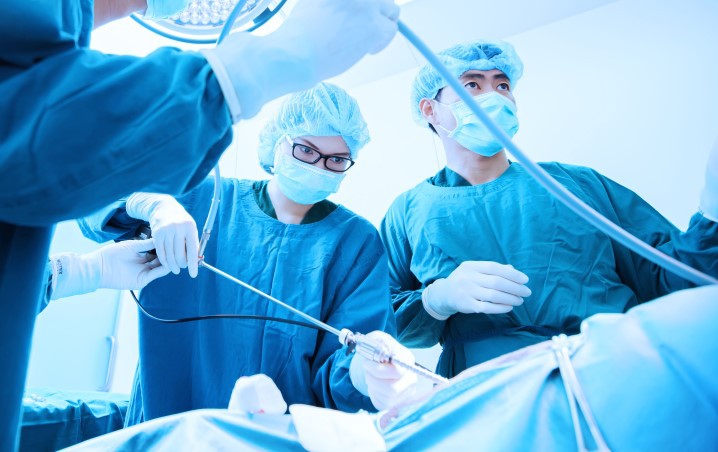 chirurgie viscerale coelioscopie laparoscopie concilio 718x452